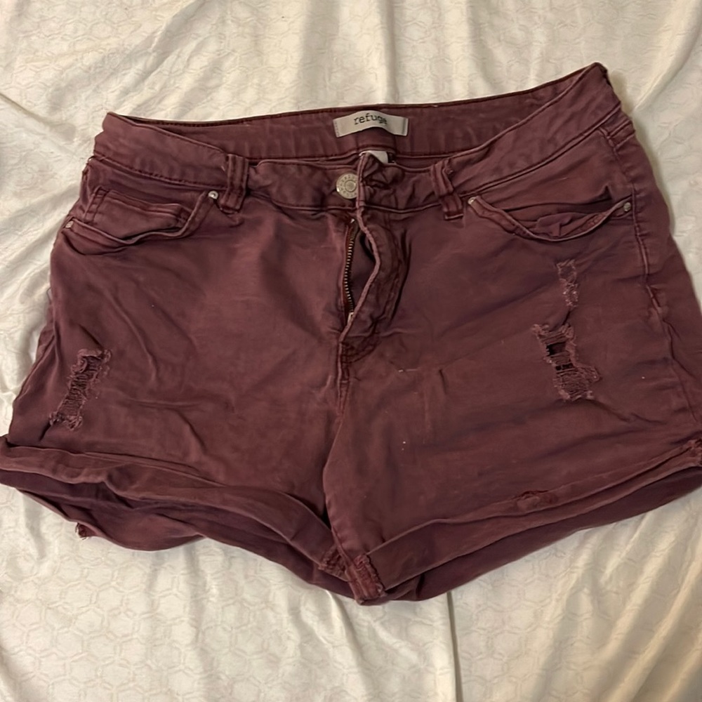 refuge size ten distressed purple shorts// never wore